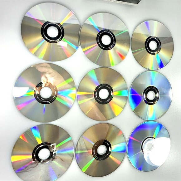 The Hunger Games Book Audio CD By Suzanne Collins 9 Disc Set Complete Tested - Picture 8 of 9